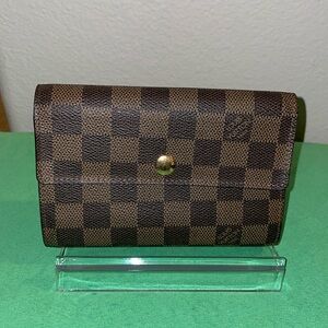 Louis Vuitton Damier Alexandria